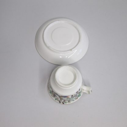 A 19th Century English porcelain tea cup and saucer - Image 5